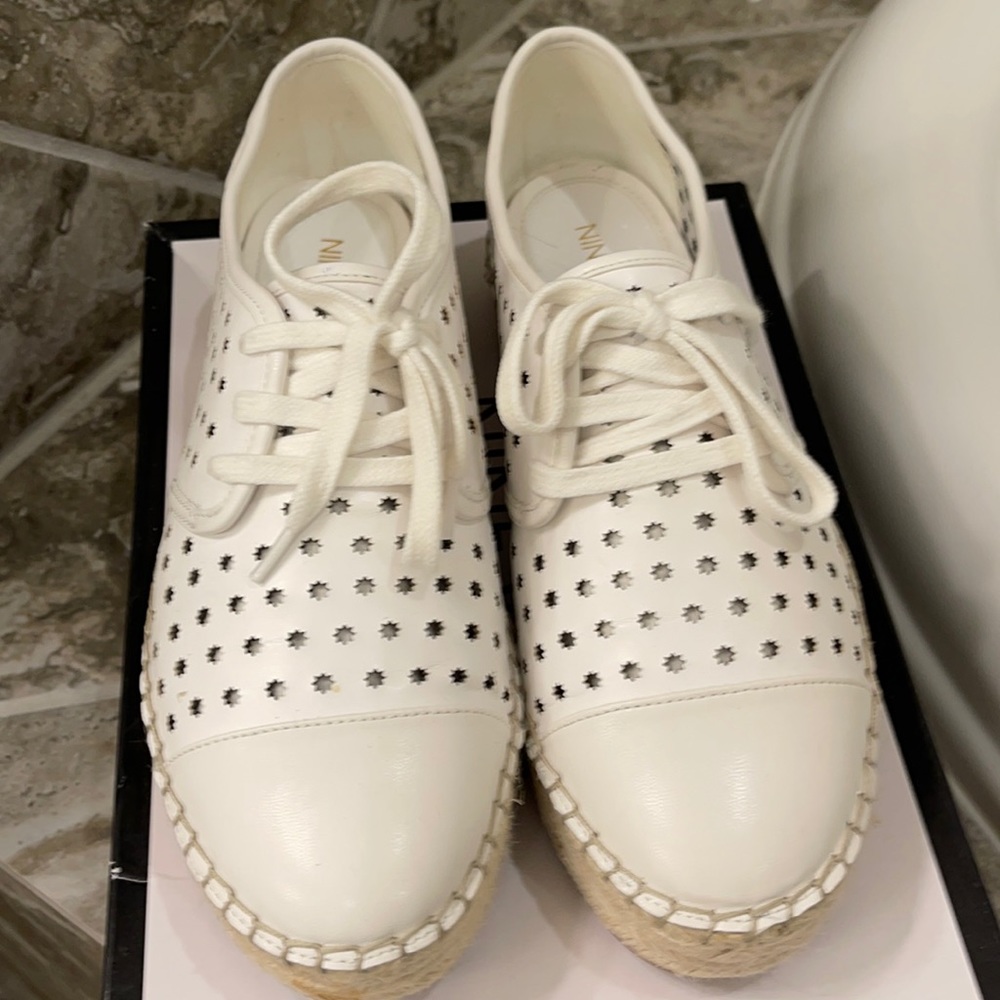 Nine West shoe